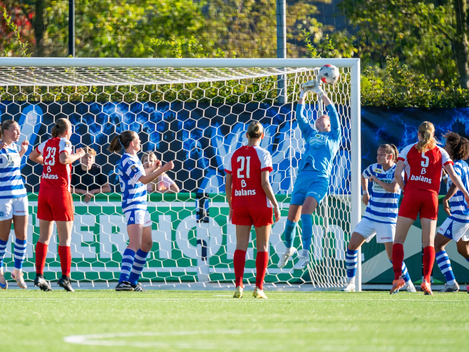 2026 10 04 de Graafschap AZ 33