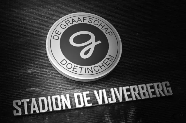 Stadion De Vijverberg Logo Grijswaarden